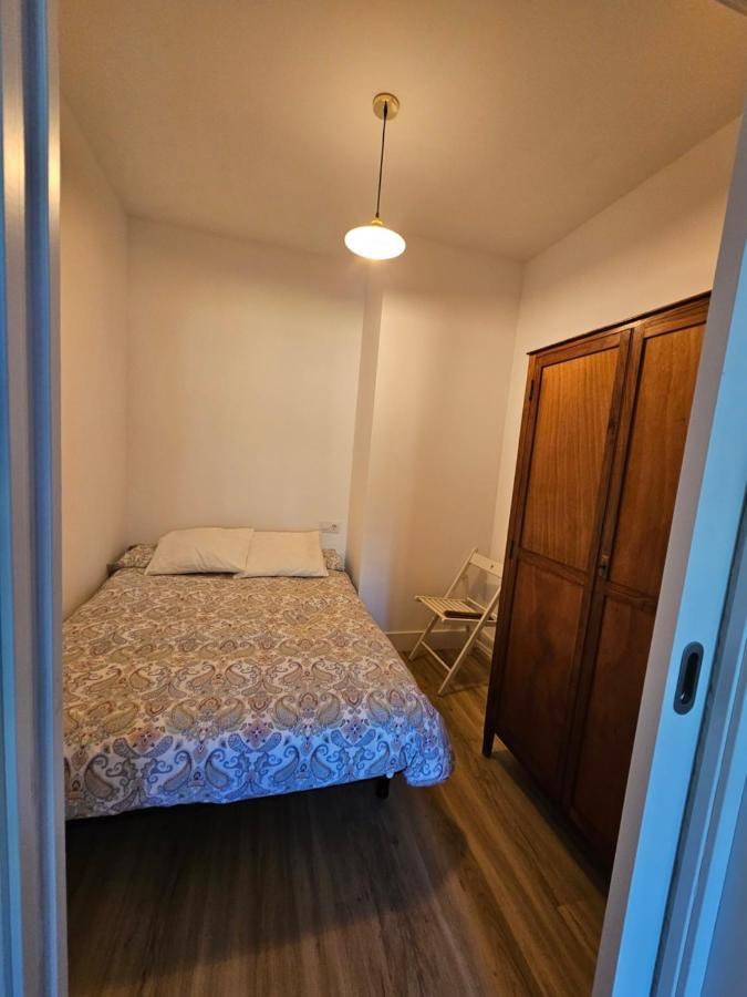 Apartamentos En El Centro - Plaza De Amboage - Wifi Феррол Экстерьер фото