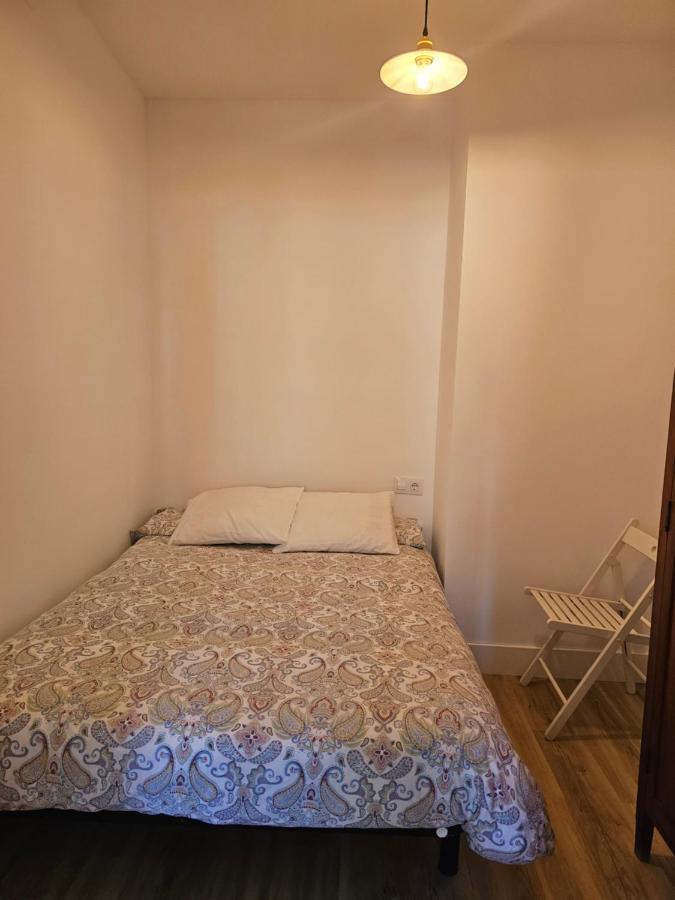 Apartamentos En El Centro - Plaza De Amboage - Wifi Феррол Экстерьер фото