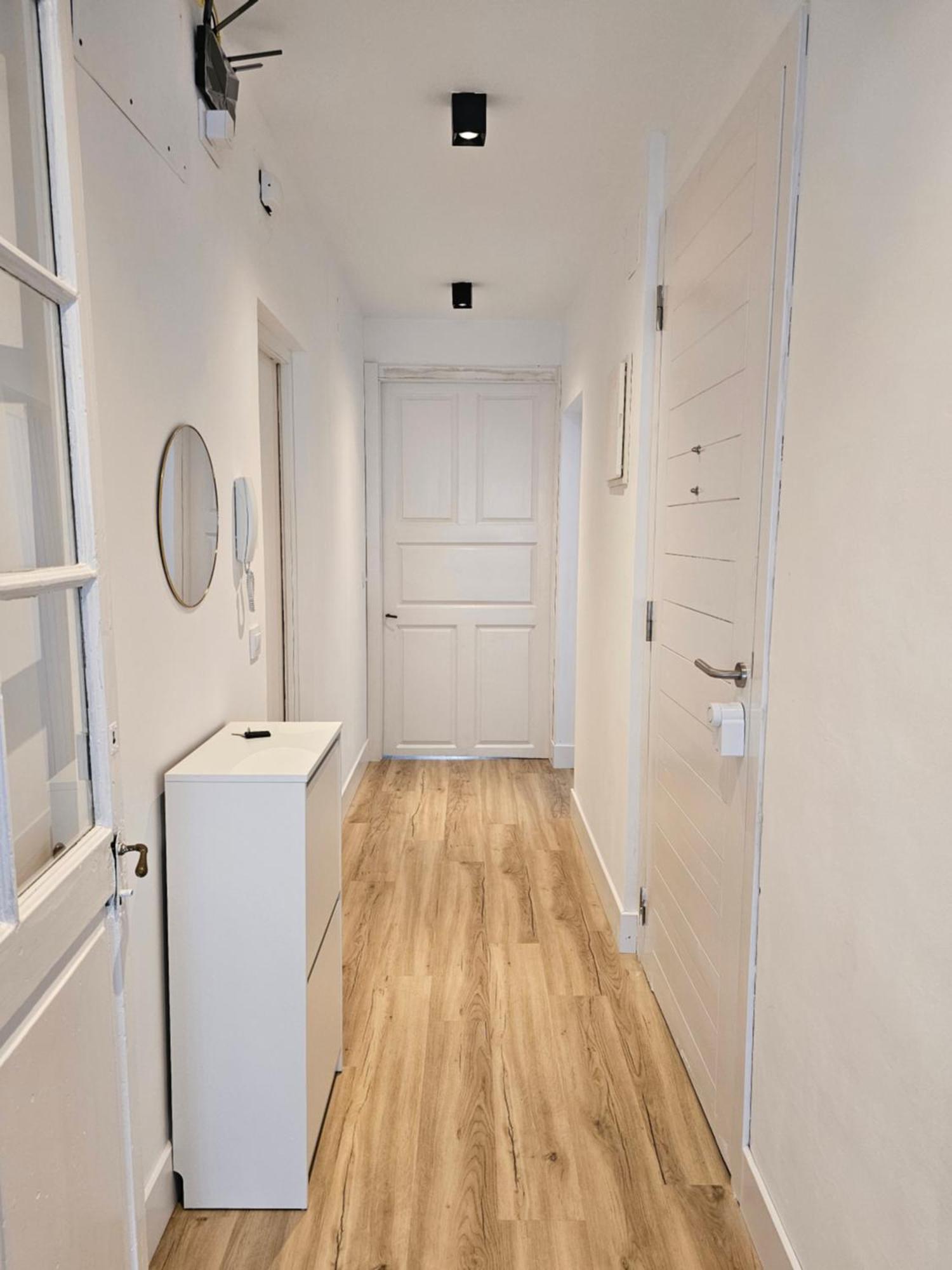 Apartamentos En El Centro - Plaza De Amboage - Wifi Феррол Экстерьер фото