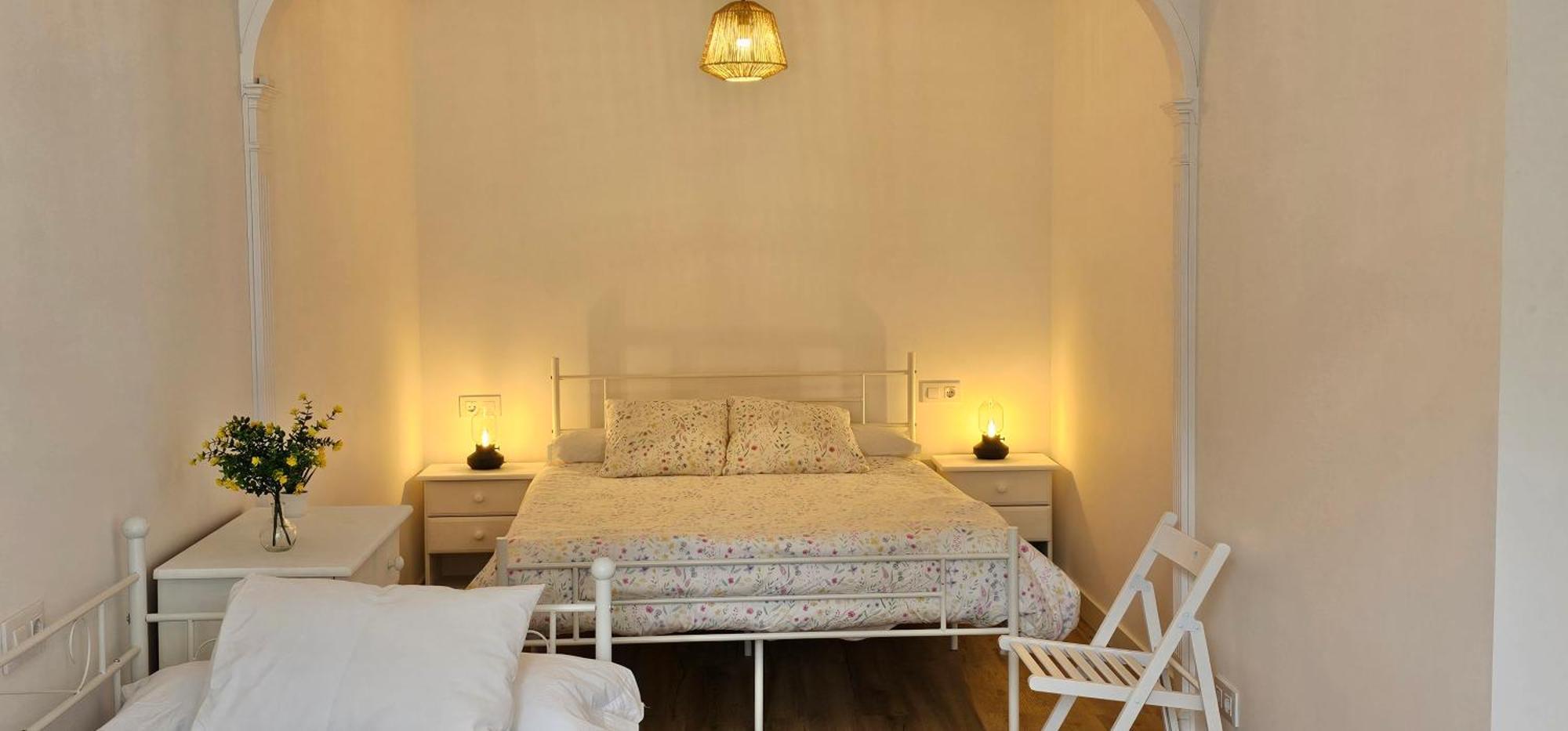 Apartamentos En El Centro - Plaza De Amboage - Wifi Феррол Экстерьер фото